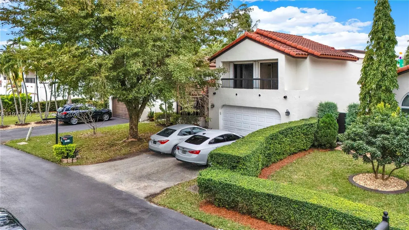 4 bedroom 3 bath Residential for sale at 10528 SW 118th Pl, Miami FL 33186
