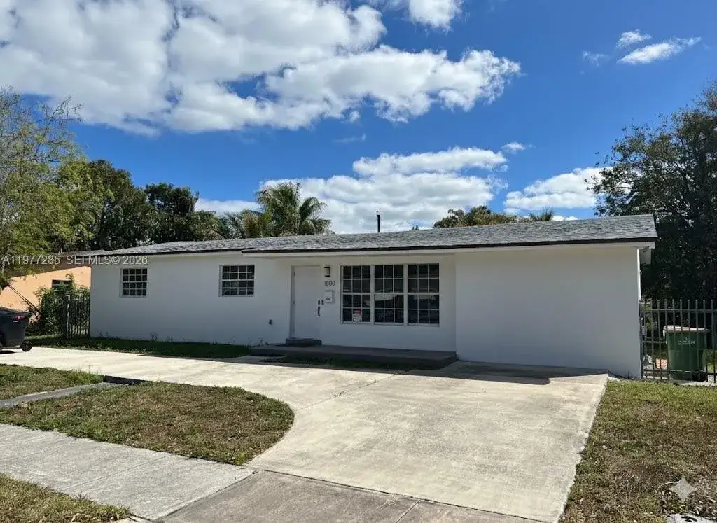 3 bedroom 2 bath Residential for sale at 1500 NE 137th St, North Miami FL 33161