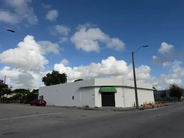 Commercial Land for sale at 102 NW 22nd Ave, Miami FL 33125