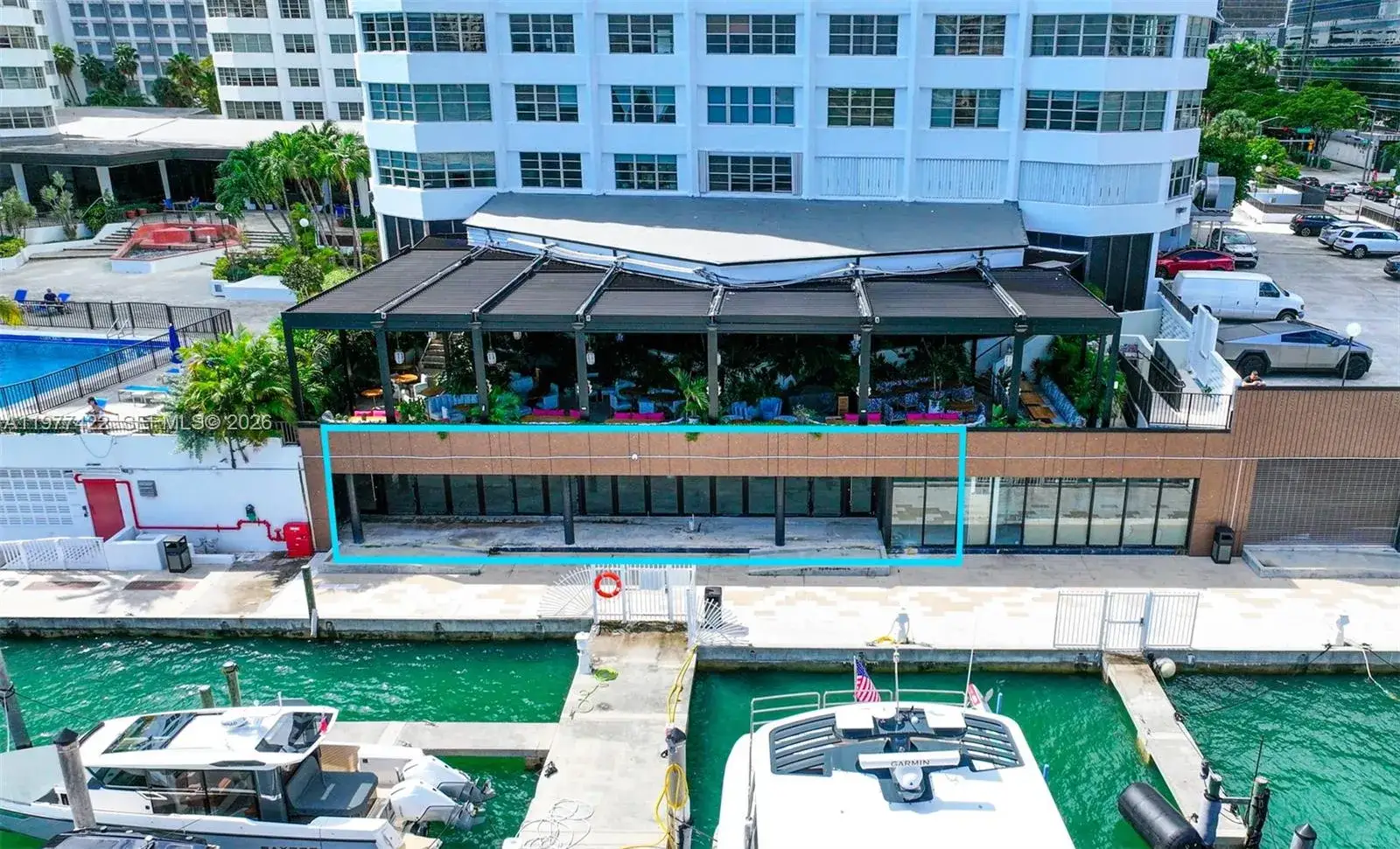 Commercial Sale for sale at 801 Brickell Bay Dr, Miami FL 33131