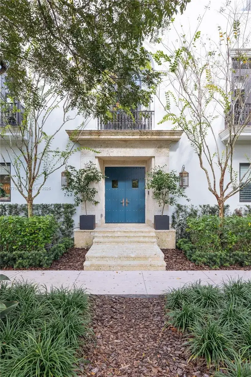 4 bedroom 4 bath Residential for sale at 743 Almeria Ave, Coral Gables FL 33134