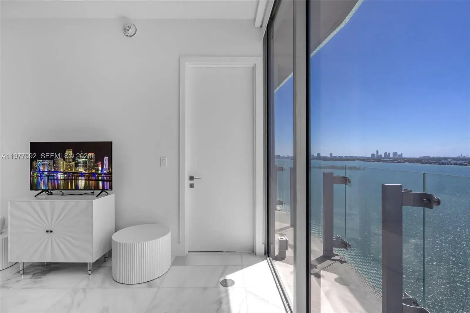1 bedroom 1 bath Residential Lease for rent at 700 NE 26th Ter # 1604, Miami FL 33137