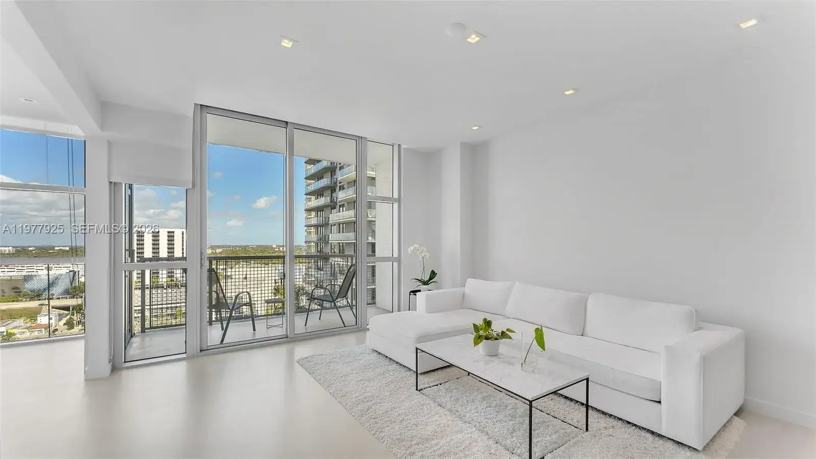 1 bedroom 1 bath Residential Lease for rent at 3301 NE 1st Ave # H1711, Miami FL 33137