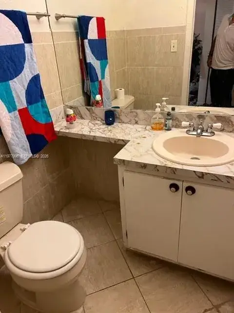 1 bedroom 1 bath Residential for sale at 2029 NW 46th Ave # E503, Lauderhill FL 33313