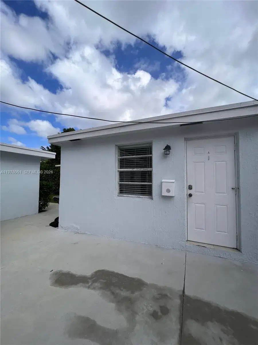 1 bedroom 1 bath Residential Lease for rent at 2623 SW 17TH ST # A, Miami FL 33145
