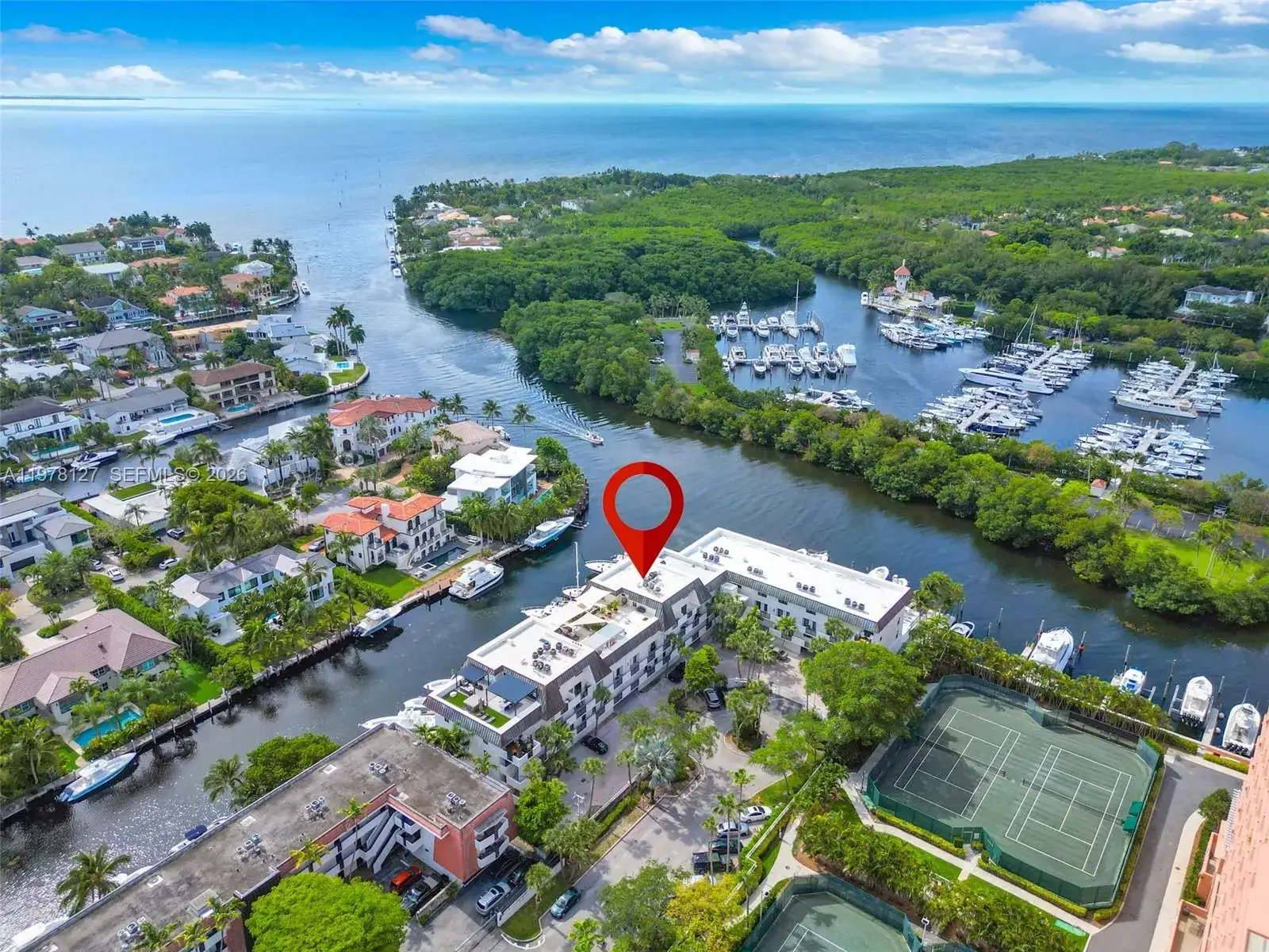 2 bedroom 2 bath Residential Lease for rent at 6901 Edgewater Dr # 315, Coral Gables FL 33133
