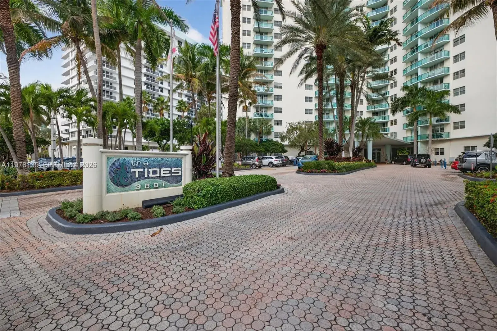 1 bedroom 1 bath Residential Lease for rent at 3801 S Ocean Dr # 4R, Hollywood FL 33019