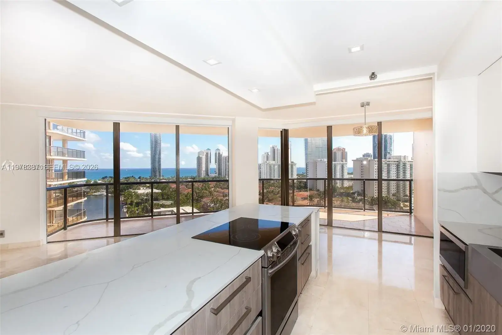 2 bedroom 2 bath Residential for sale at 19667 Turnberry Way # 15A, Aventura FL 33180