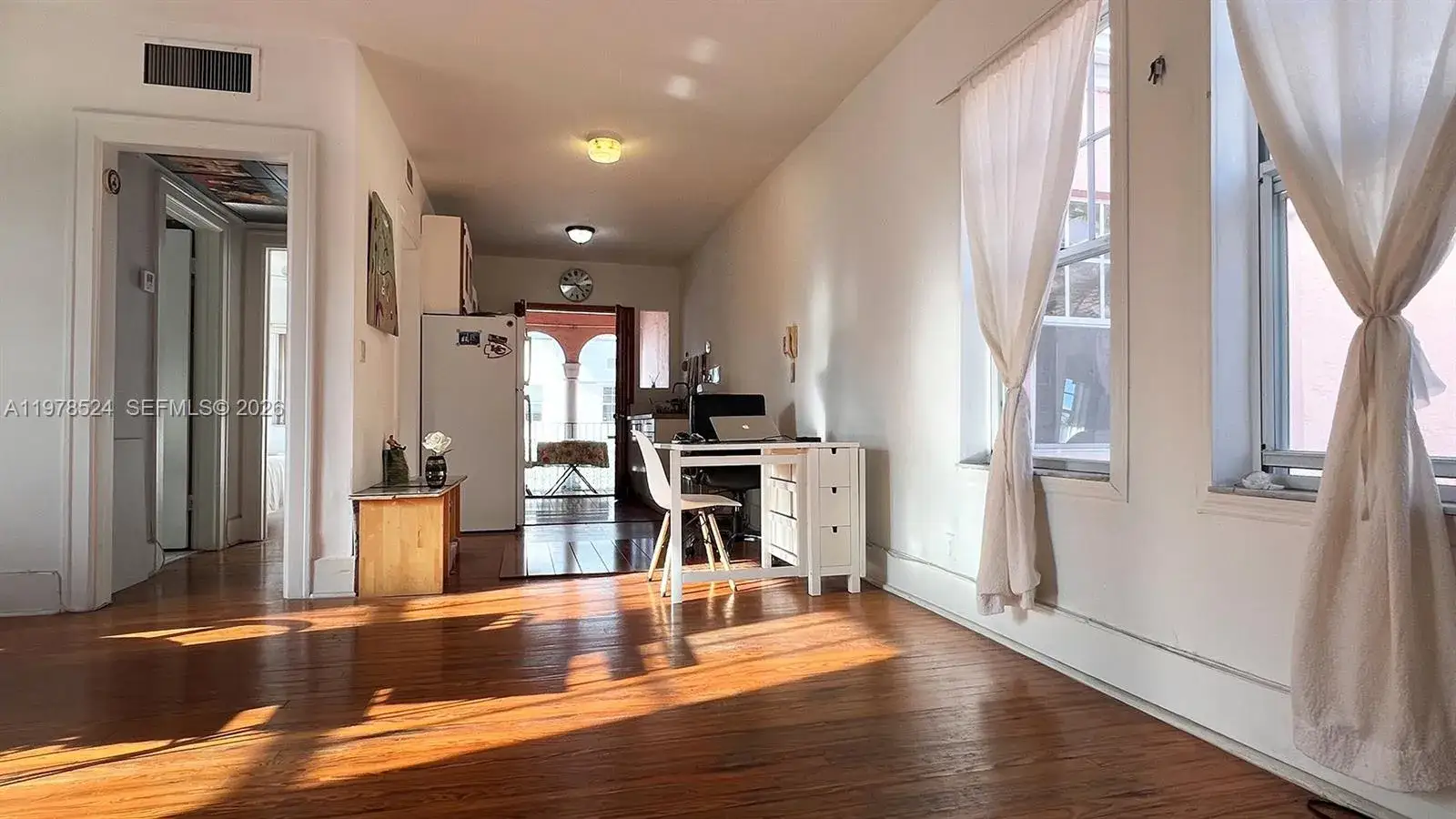 1 bedroom 1 bath Residential Lease for rent at 756 Meridian Ave # 10, Miami Beach FL 33139