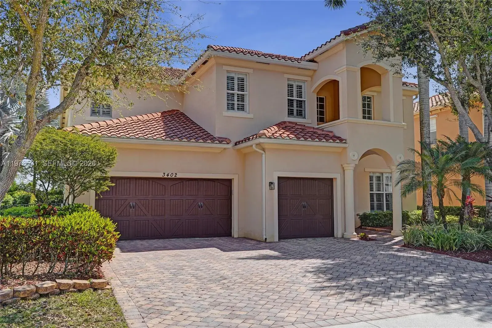6 bedroom 5 bath Residential for sale at 3402 Vanderbilt Dr, Wellington FL 33414