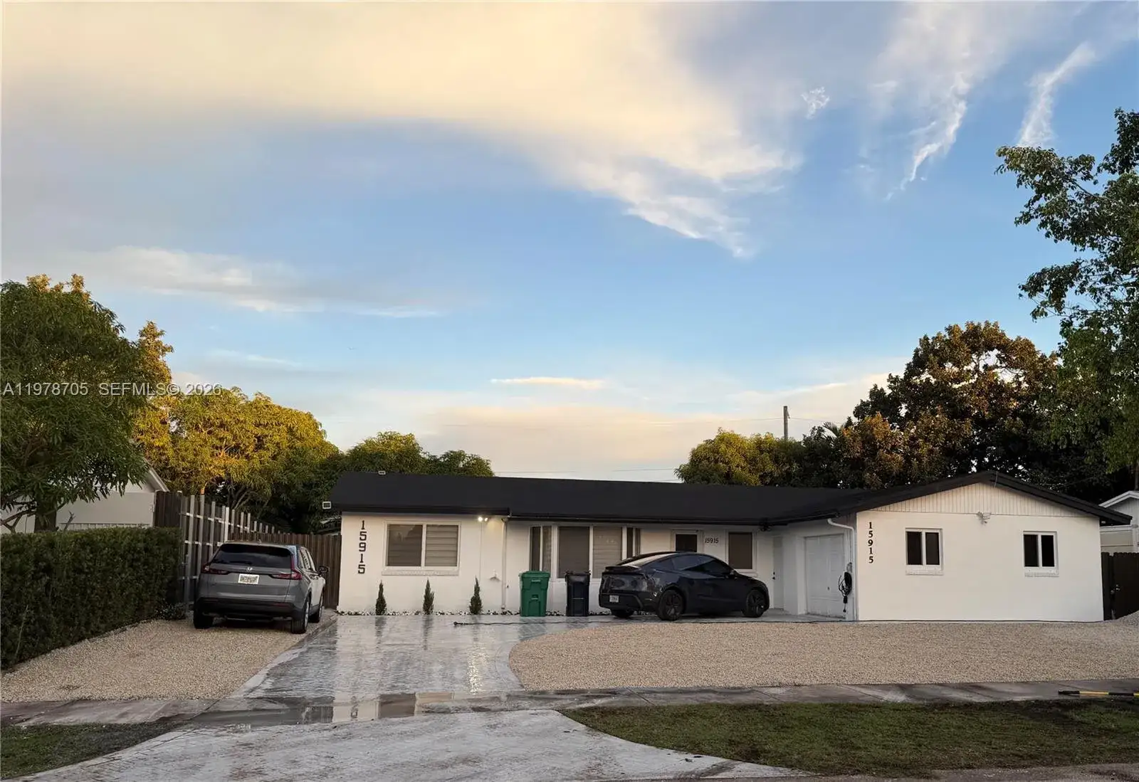 3 bedroom 1 bath Residential Lease for rent at 15915 SW 103rd Pl, Miami FL 33157