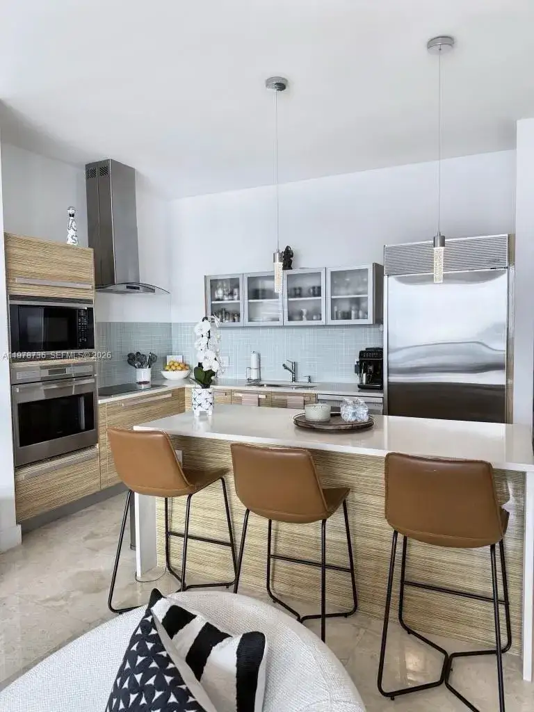2 bedroom 2 bath Residential Lease for rent at 2020 N Bayshore Dr # 2704, Miami FL 33137
