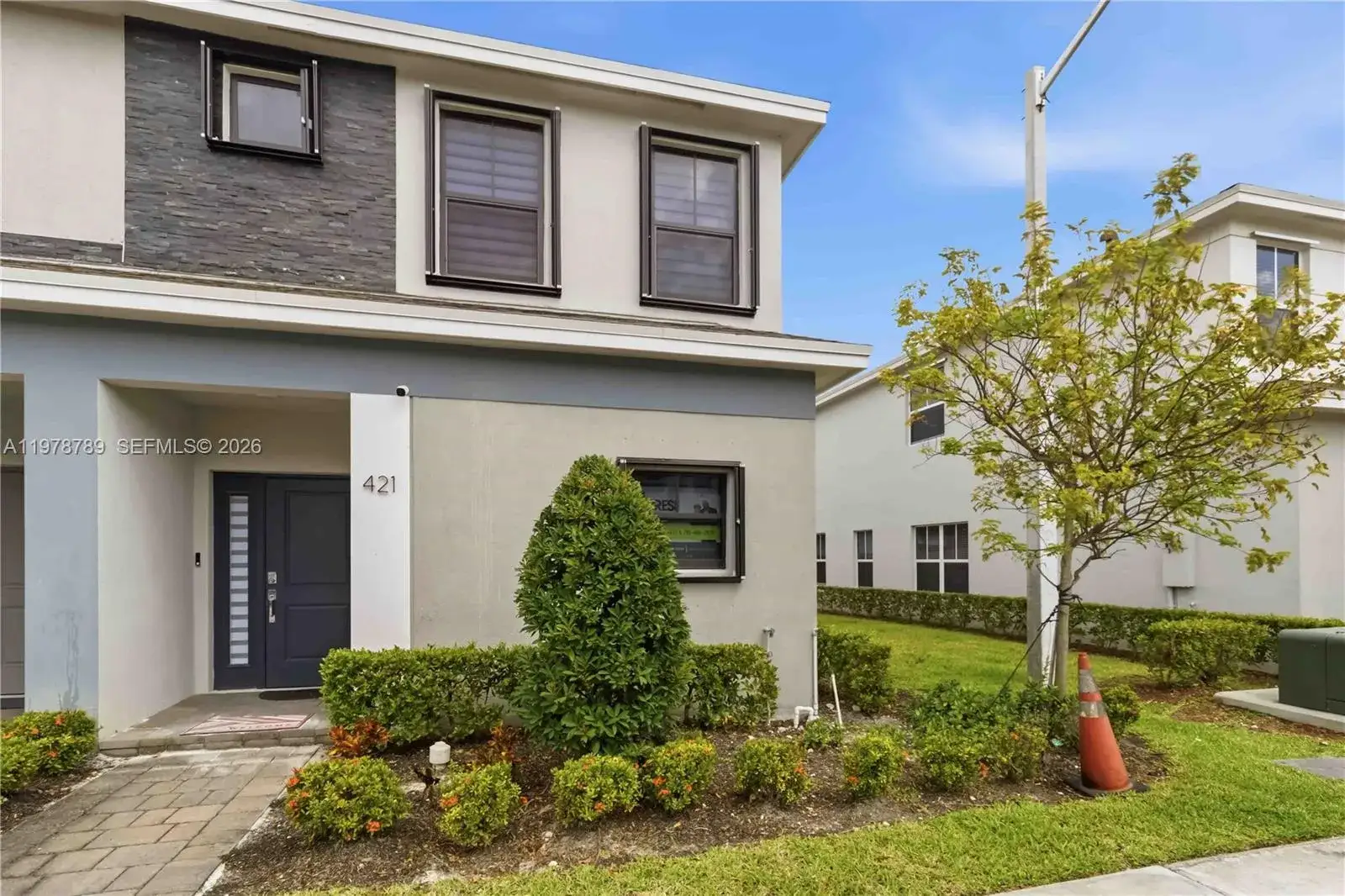 3 bedroom 2 bath Residential for sale at 421 NE 1st Dr, Florida City FL 33034