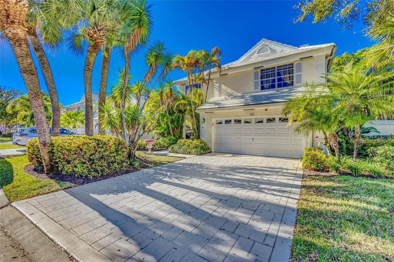 3 bedroom 2 bath Residential for sale at 30 Windsor Lane, Palm Beach Gardens FL 33418