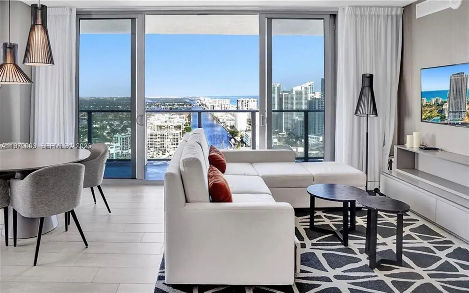 2 bedroom 2 bath Residential for sale at 4010 S OCEAN DR # R1402, Hollywood FL 33019