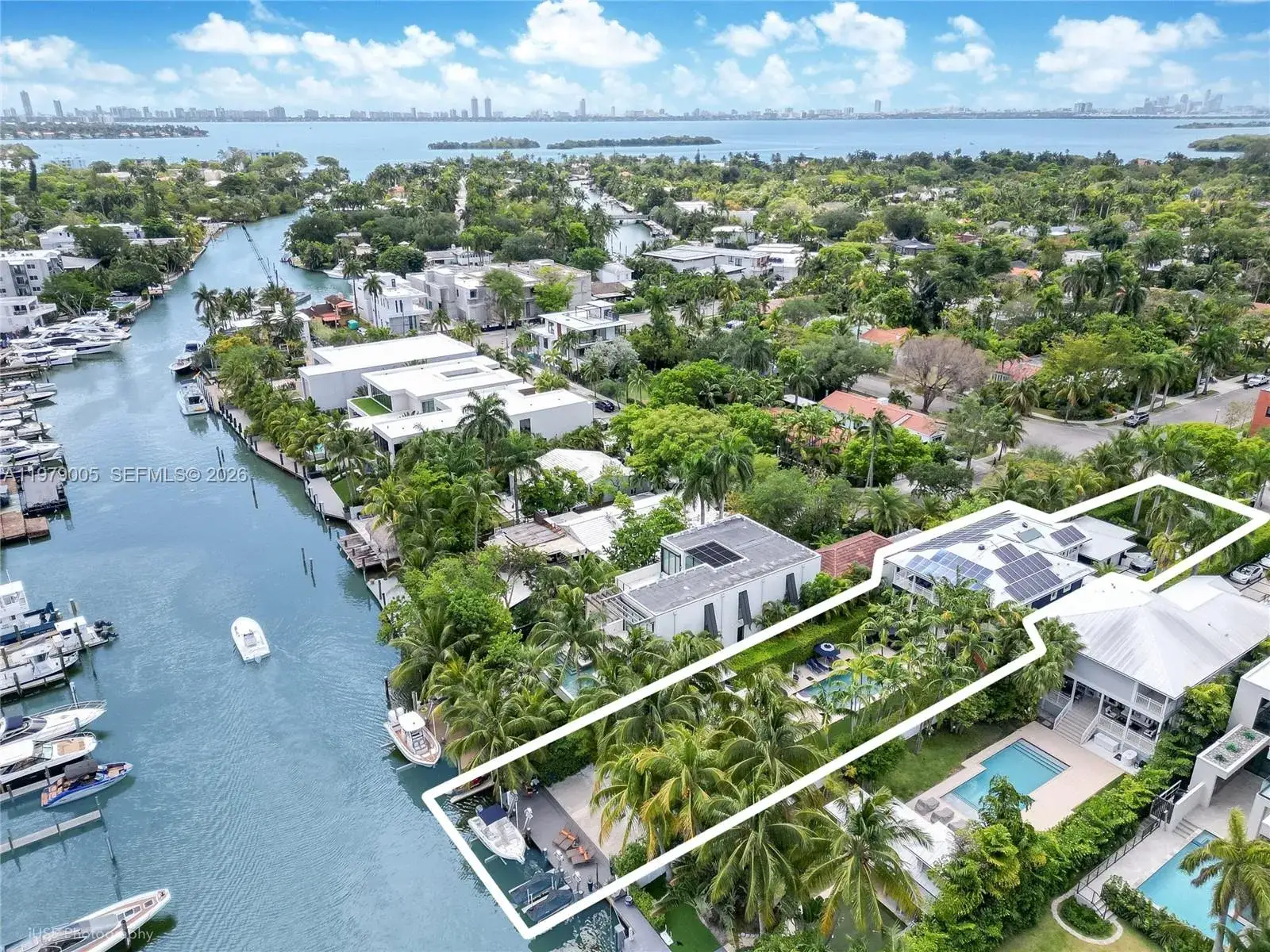 4 bedroom 4 bath Residential for sale at 10111 SW 177 STREET, Miami FL 33187