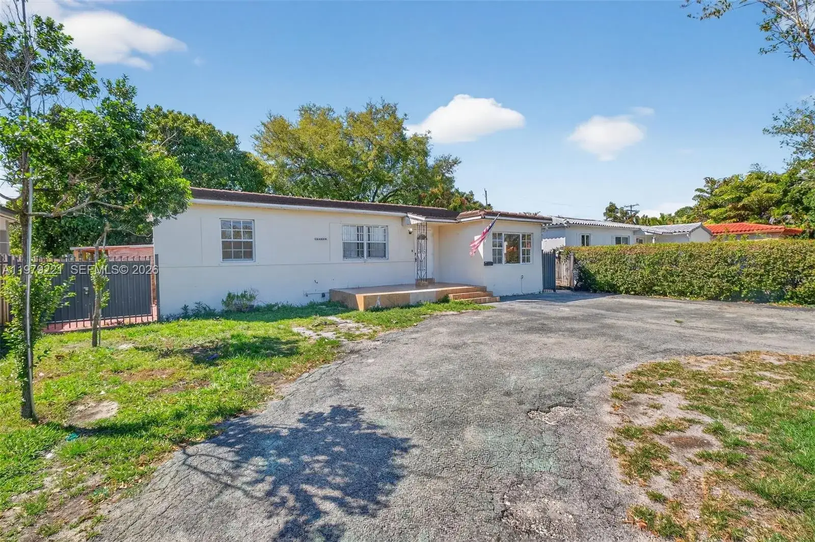 3 bedroom 2 bath Residential for sale at 1980 SW 32nd Ave, Miami FL 33145