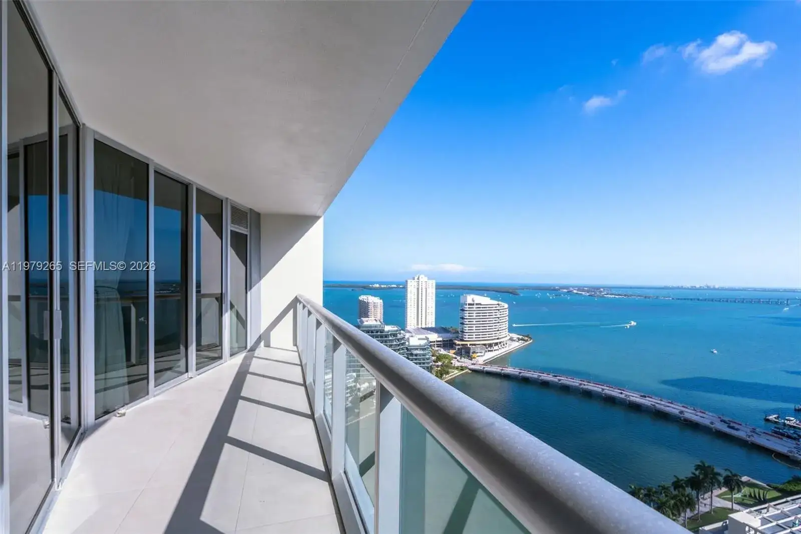 1 bedroom 1 bath Residential for sale at 495 Brickell Ave # 2909, Miami FL 33131