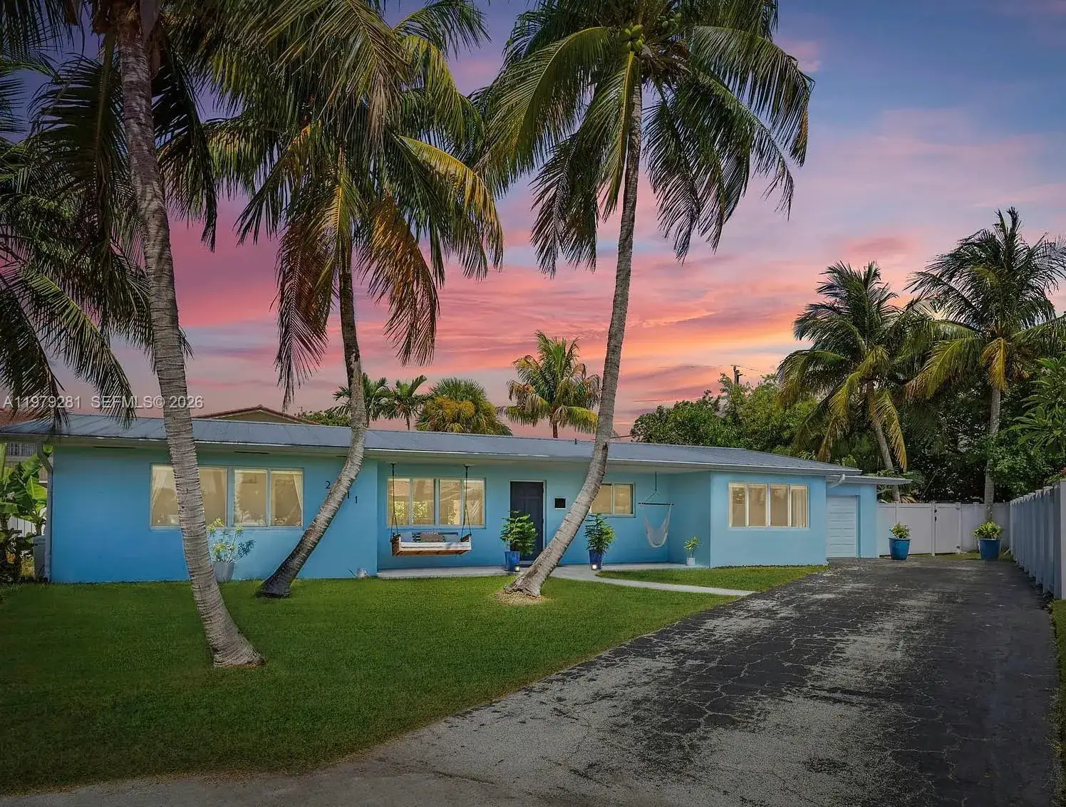 4 bedroom 3 bath Residential for sale at 2211 NE 35th Ct, Lighthouse Point FL 33064