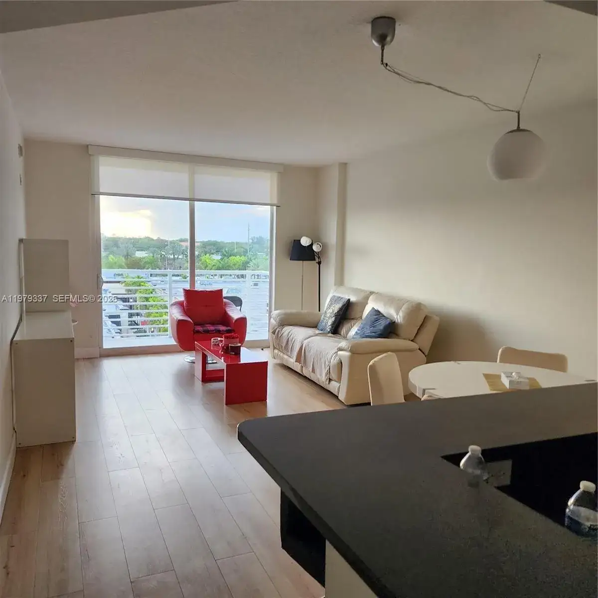 1 bedroom 1 bath Residential for sale at 2775 NE 187th St # 510, Aventura FL 33180