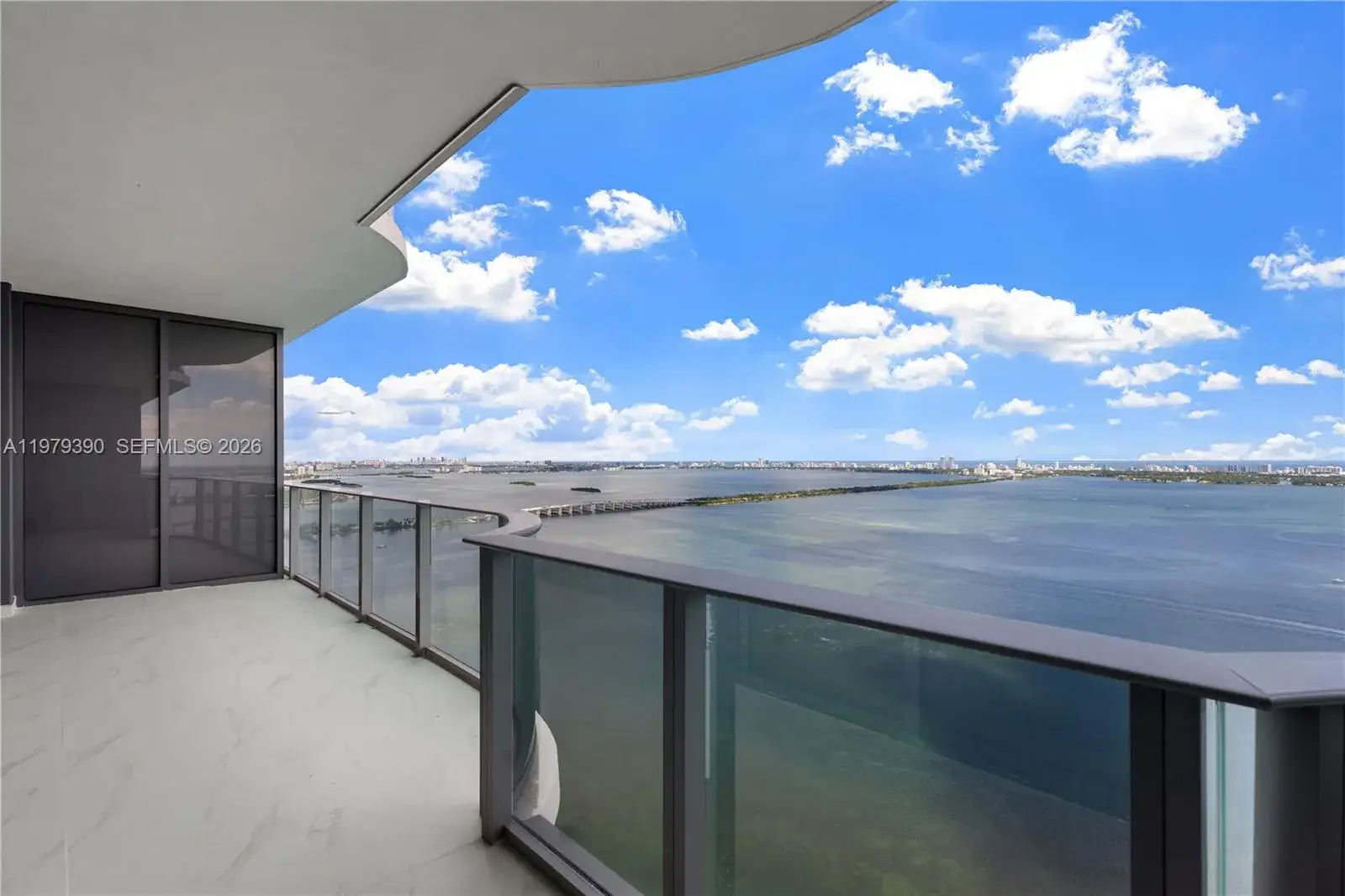 2 bedroom 3 bath Residential for sale at 700 NE 24TH ST # 4102, Miami FL 33137