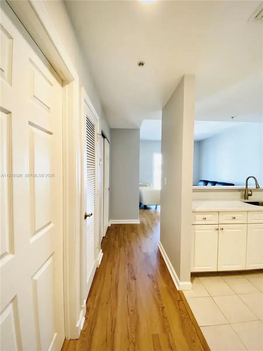 1 bedroom 1 bath Residential Lease for rent at 1200 Town Center Dr # 422, Jupiter FL 33458