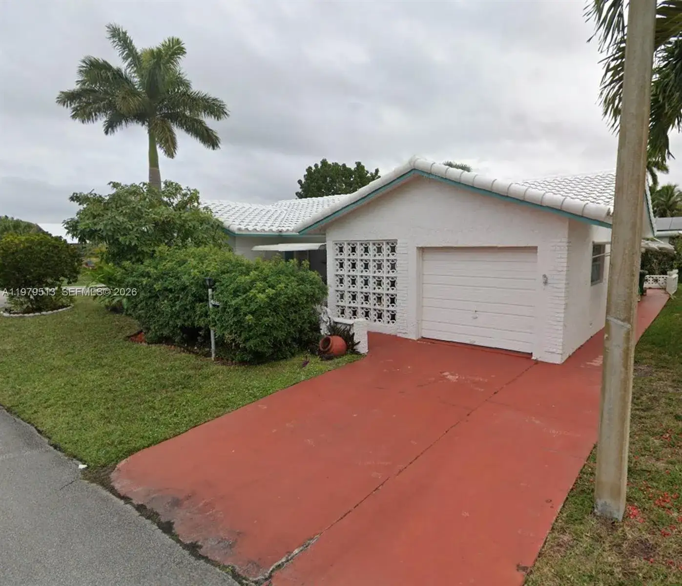 3 bedroom 2 bath Residential Lease for rent at 7516 NW 67th Ave, Tamarac FL 33321