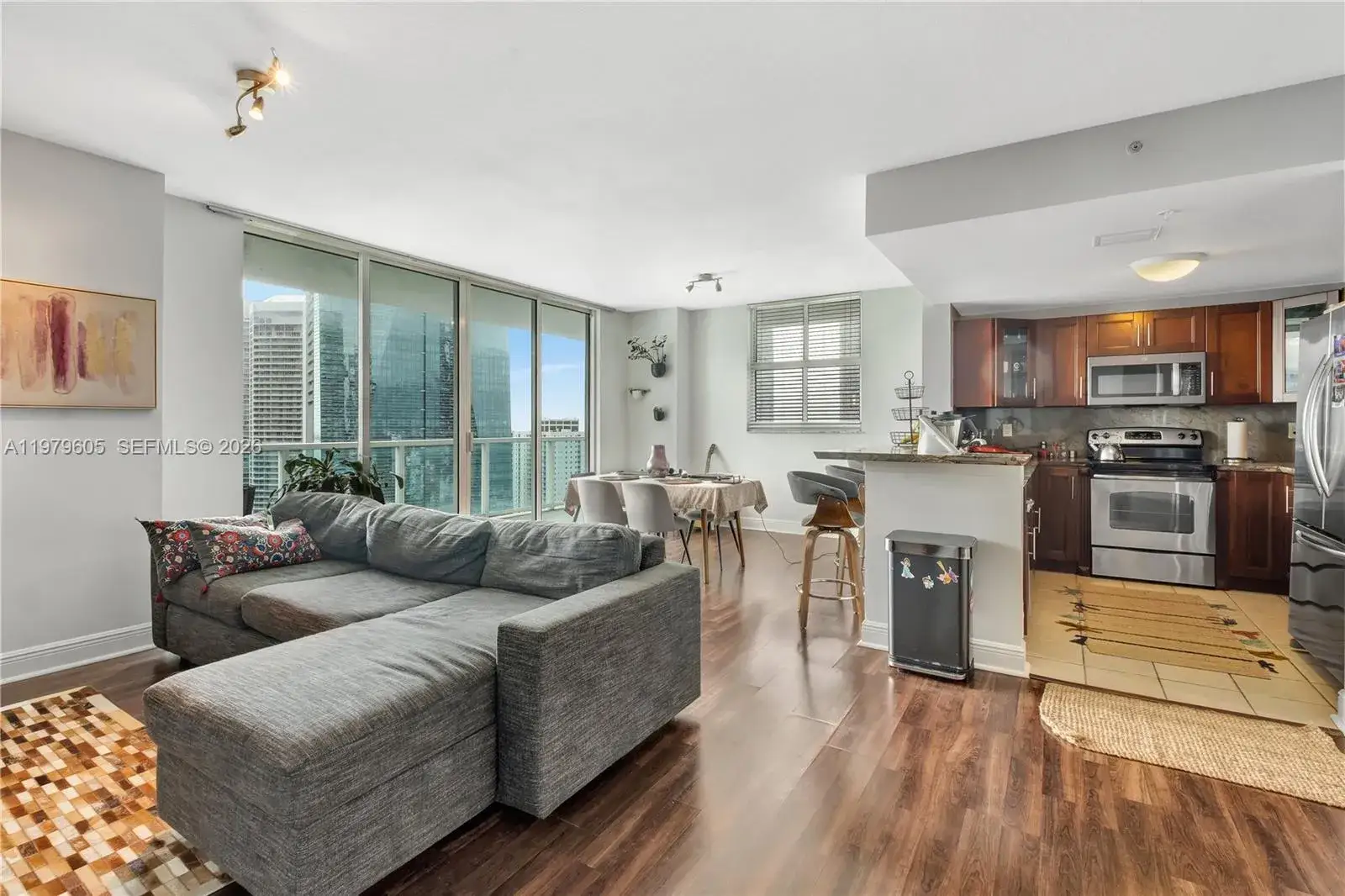 2 bedroom 2 bath Residential for sale at 1250 S Miami Ave # 2802, Miami FL 33130