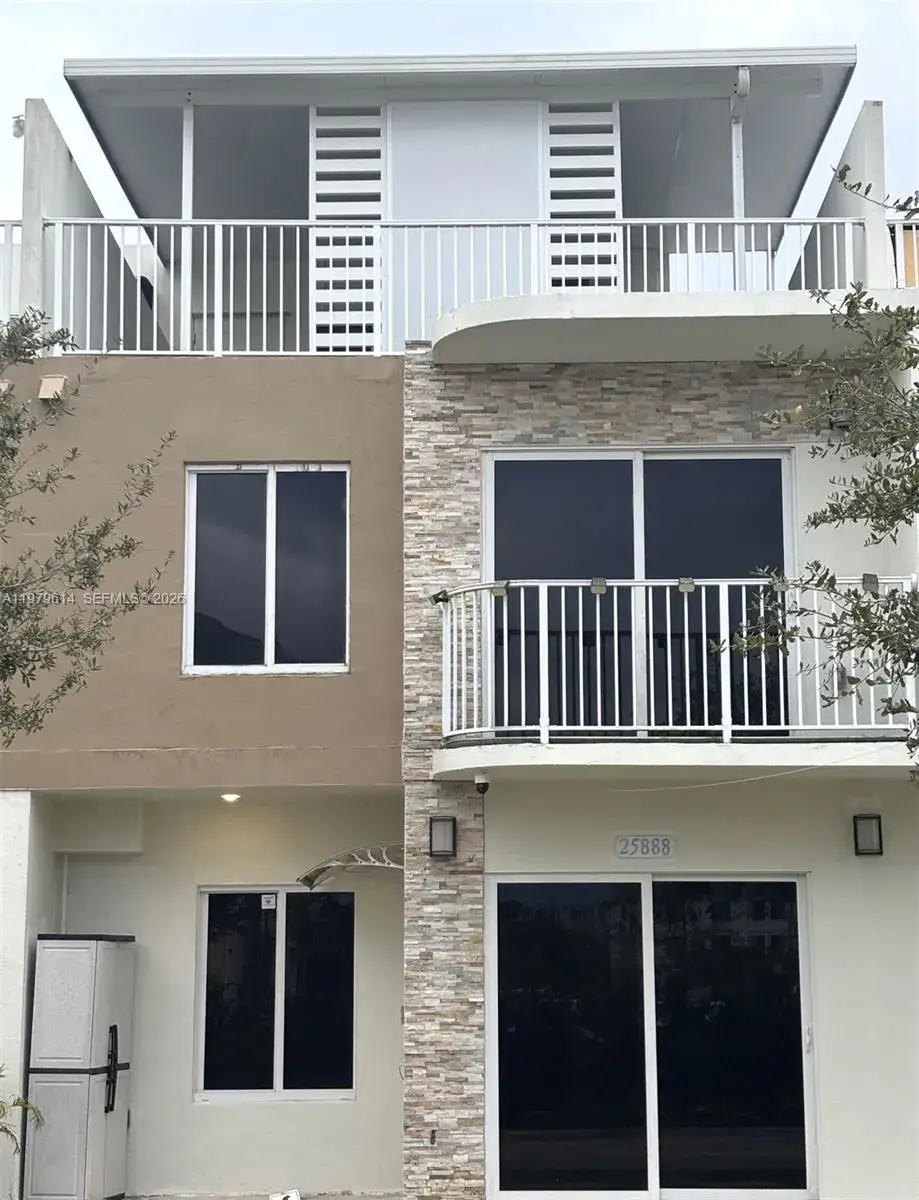 4 bedroom 3 bath Residential for sale at 25888 SW 139TH PTH, Homestead FL 33032