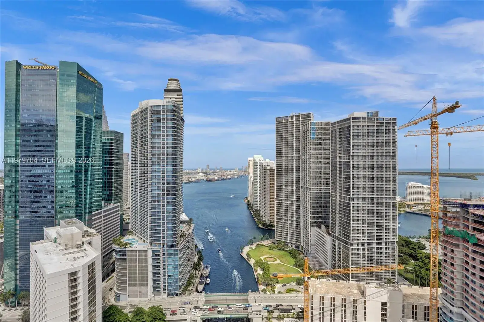 3 bedroom 2 bath Residential for sale at 31 SE 5th St # 4112, Miami FL 33131