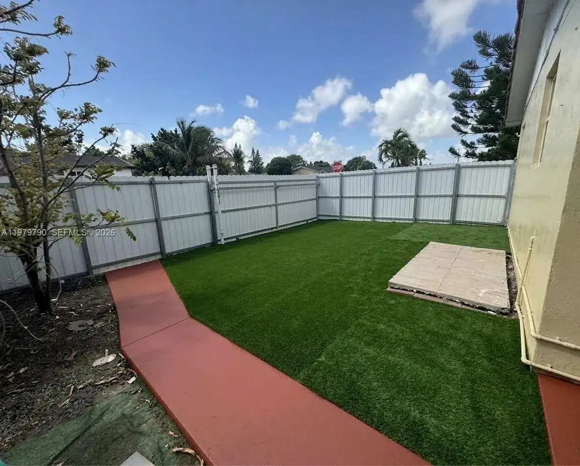 1 bedroom 1 bath Residential Lease for rent at 20221 SW 112th Ct # 2, Miami FL 33189
