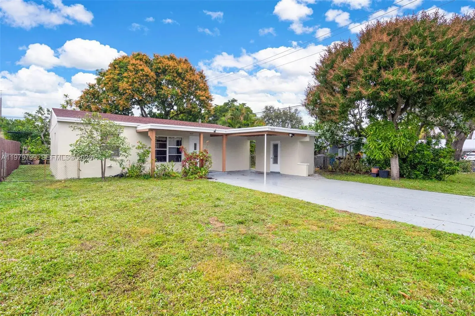 3 bedroom 2 bath Residential for sale at 5655 NE 5th Ter, Oakland Park FL 33334