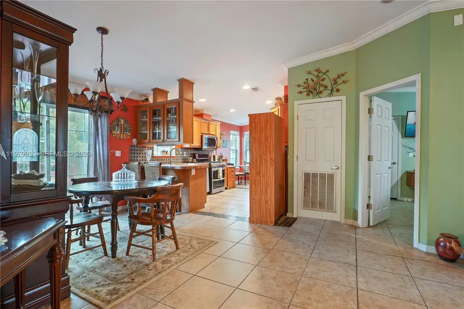 3 bedroom 2 bath Residential for sale at 3713 Wild Violet Avenue, Sebring FL 33876