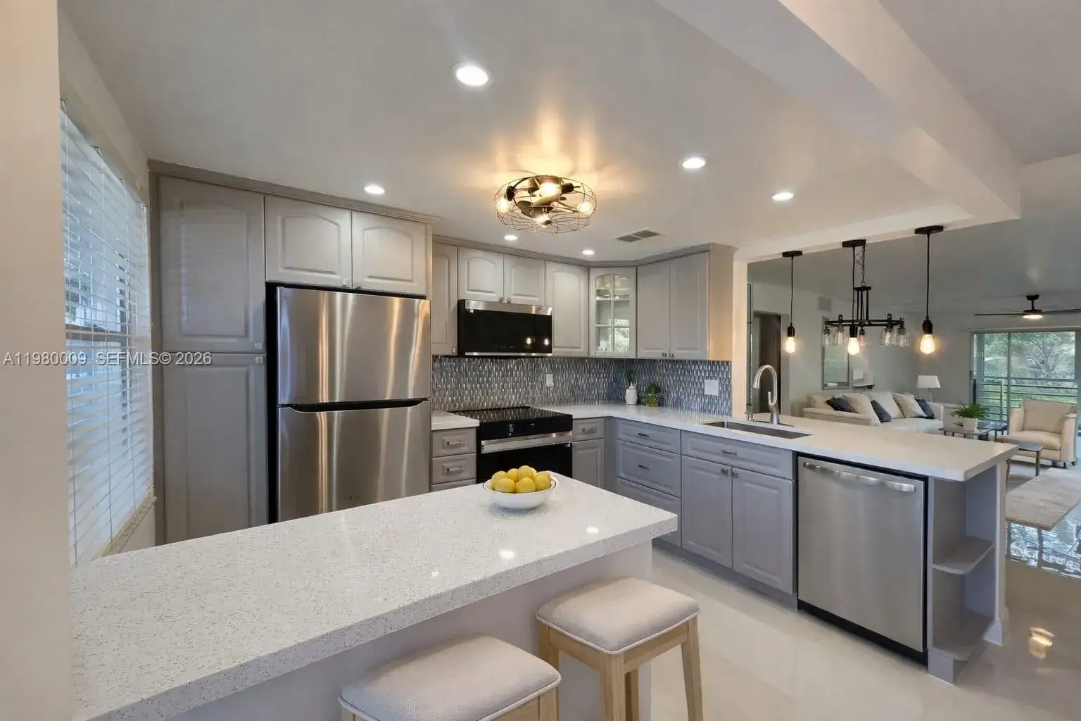 2 bedroom 2 bath Residential for sale at 2403 Antigua Cir # L2, Coconut Creek FL 33066