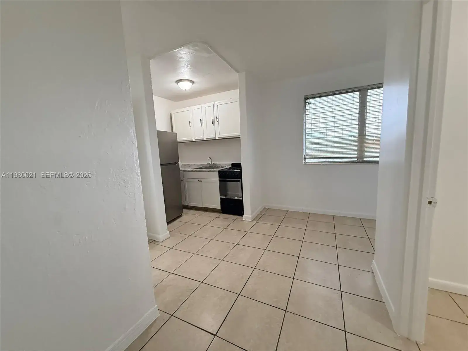 1 bedroom 1 bath Residential Lease for rent at 7000 NW 8th Ave # 6, Miami FL 33150