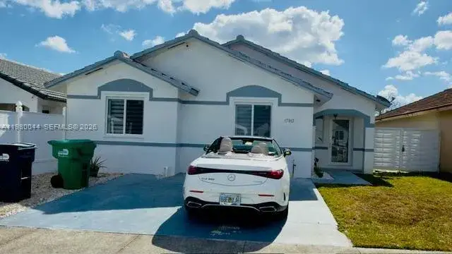 3 bedroom 2 bath Residential Lease for rent at 17913 SW 145th Ave # 0, Miami FL 33177