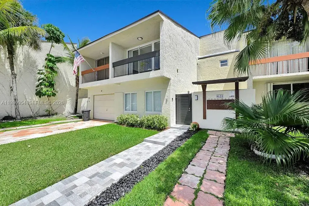 4 bedroom 3 bath Residential for sale at 9133 Fontainebleau Blvd # 5, Miami FL 33172