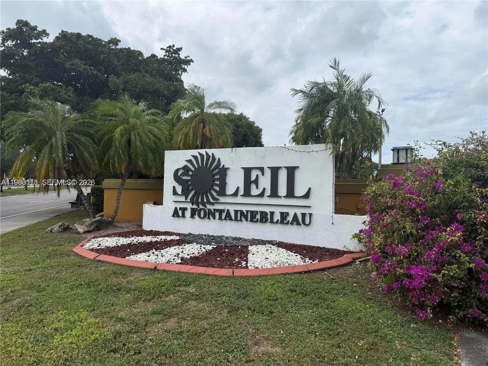 2 bedroom 2 bath Residential Lease for rent at 9735 Fontainebleau Blvd # G106, Miami FL 33172