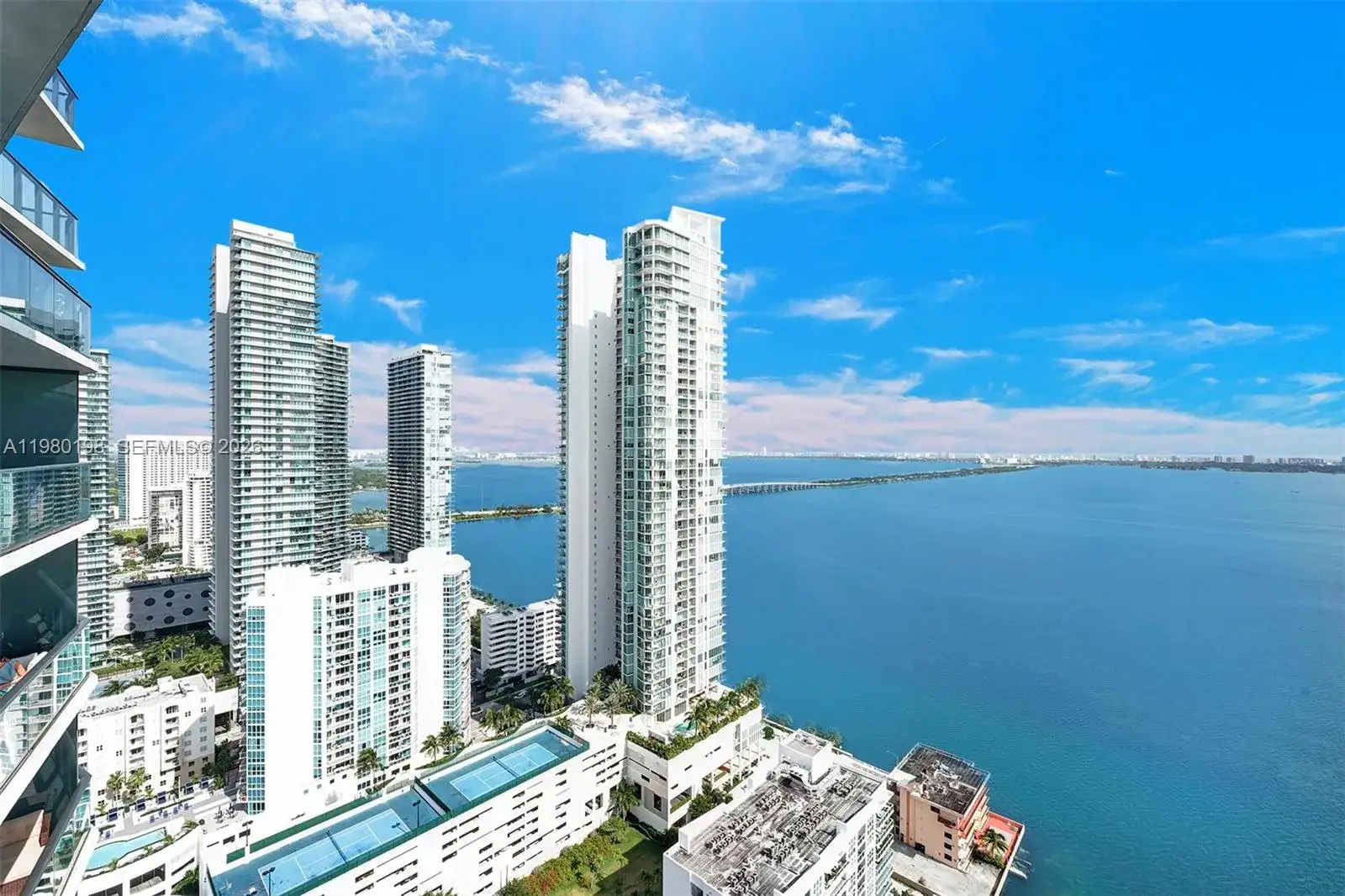 2 bedroom 2 bath Residential Lease for rent at 460 NE 28th St # 3403, Miami FL 33137