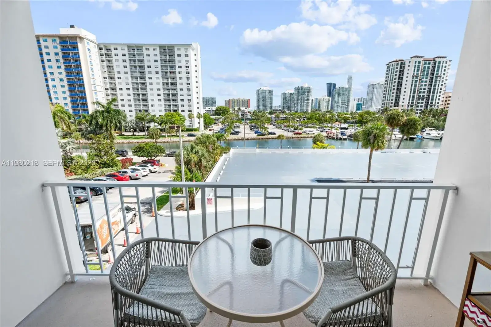 1 bedroom 1 bath Residential for sale at 500 Bayview Dr # 325, Sunny Isles Beach FL 33160