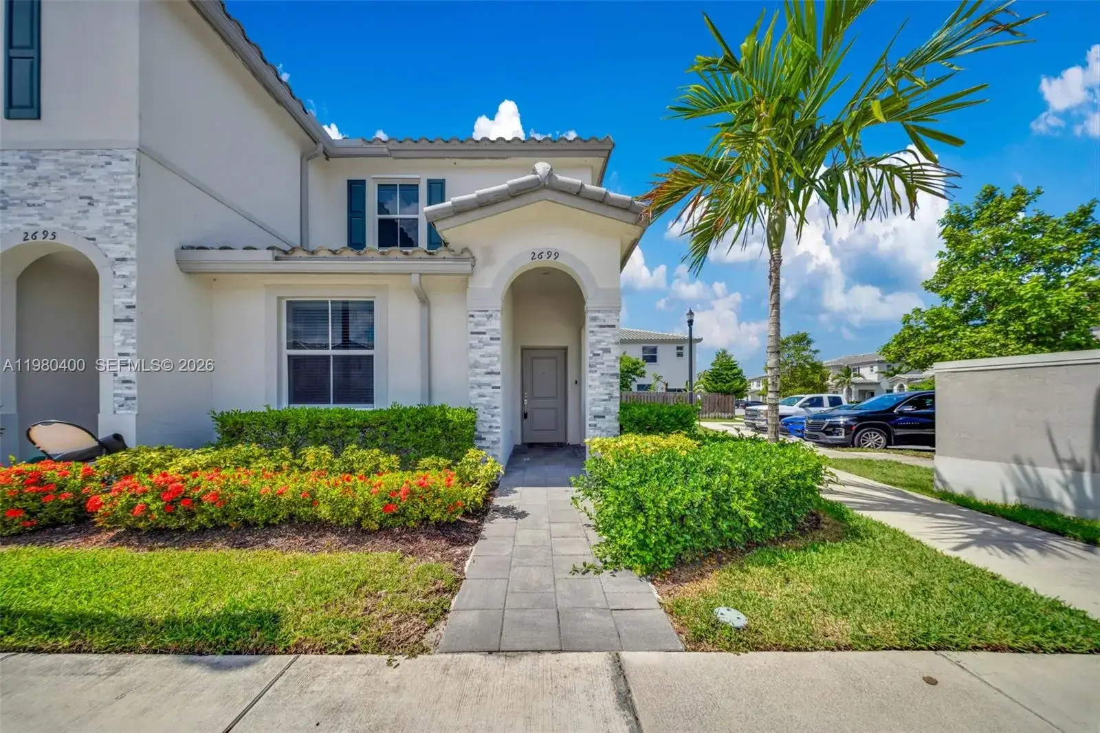 3 bedroom 3 bath Residential for sale at 2699 SE 19th St, Homestead FL 33035