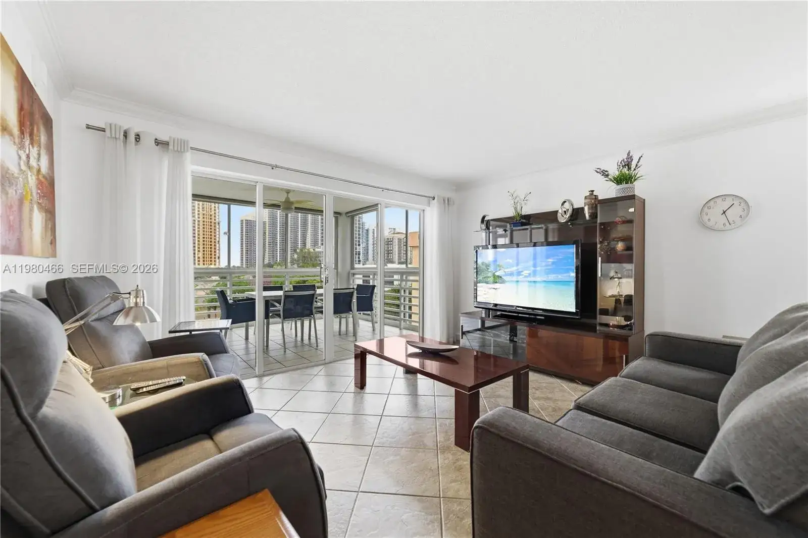 2 bedroom 2 bath Residential for sale at 17801 N Bay Rd # 614, Sunny Isles Beach FL 33160