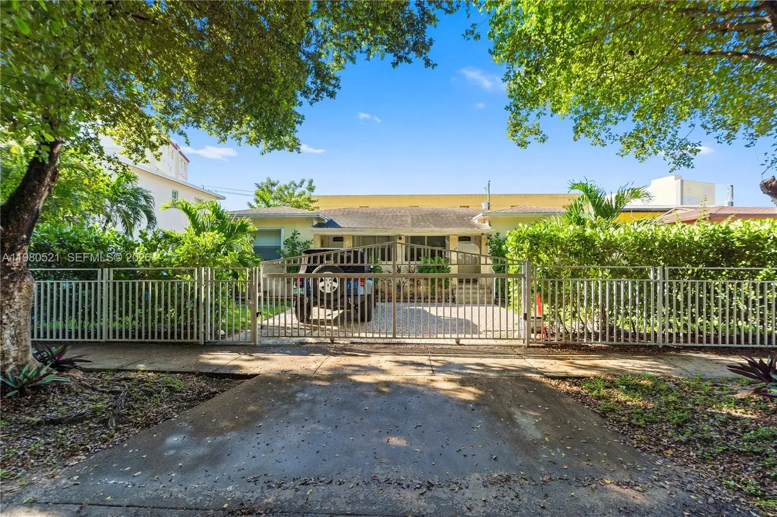 4 bedroom 2 bath Residential for sale at 2532 SW 27 st, Miami FL 33133