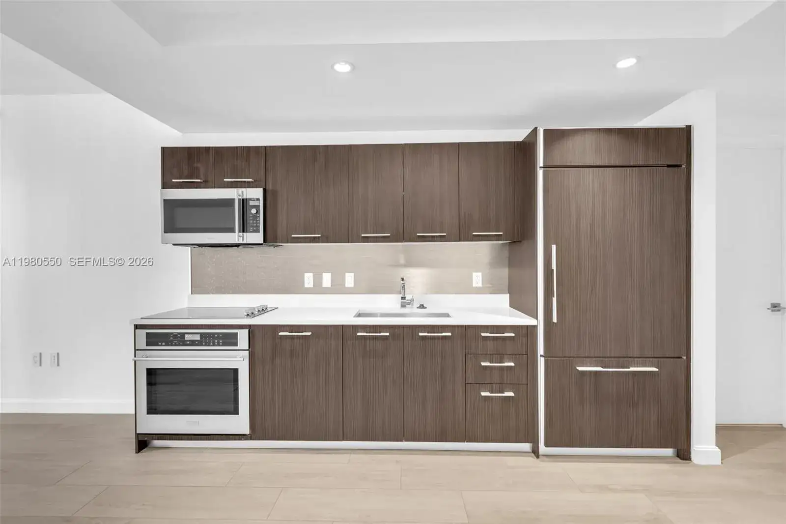 1 bedroom 1 bath Residential for sale at 55 SW 9th St # 1109, Miami FL 33130