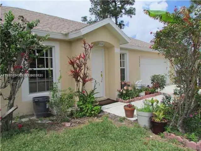 3 bedroom 2 bath Residential for sale at 3352 SW Himango St, Port St. Lucie FL 34953