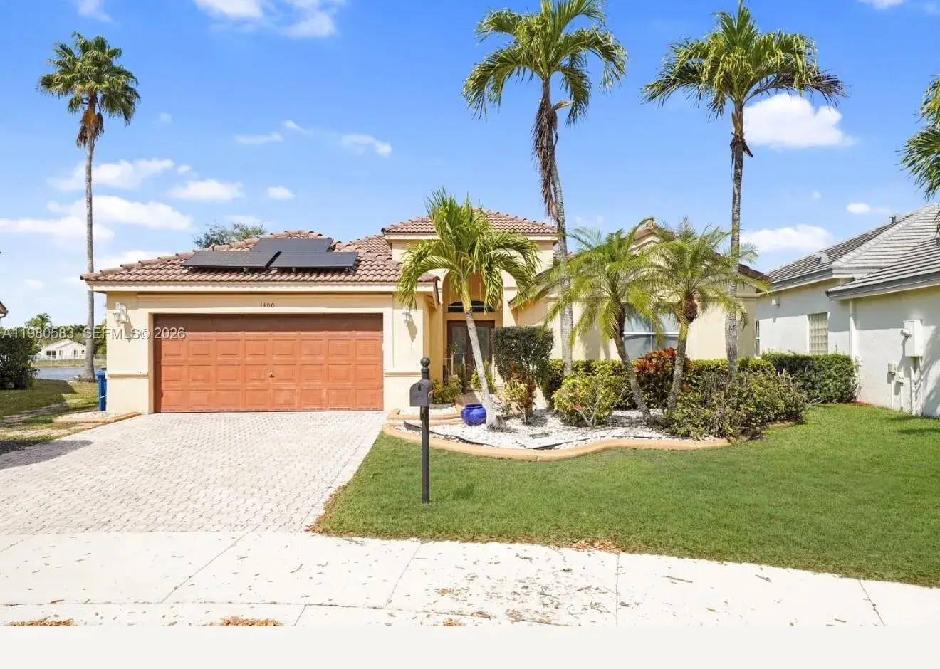 4 bedroom 2 bath Residential Lease for rent at 1400 Meadows Blvd # 0, Weston FL 33327