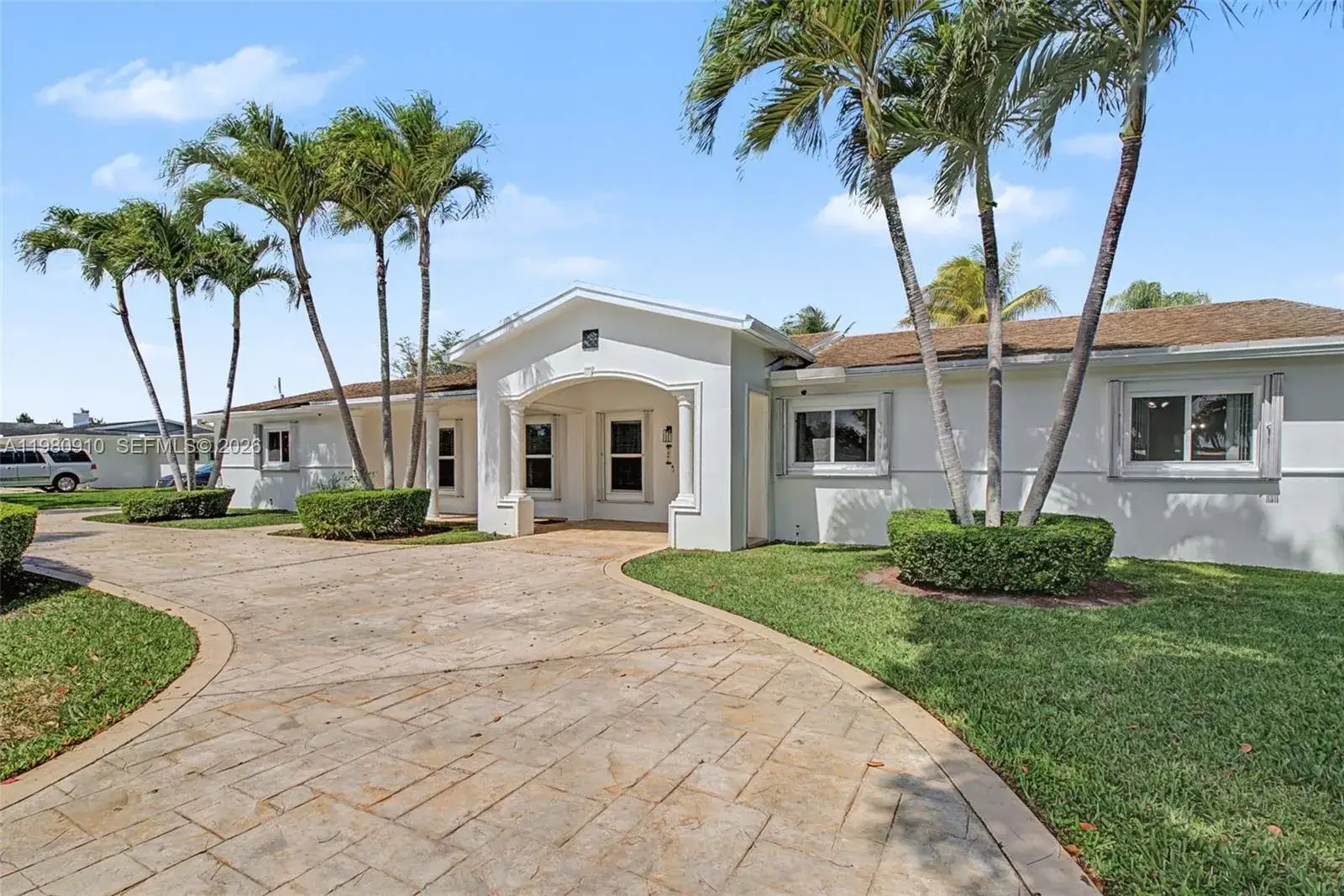 4 bedroom 4 bath Residential for sale at 8241 SW 146th St, Palmetto Bay FL 33158