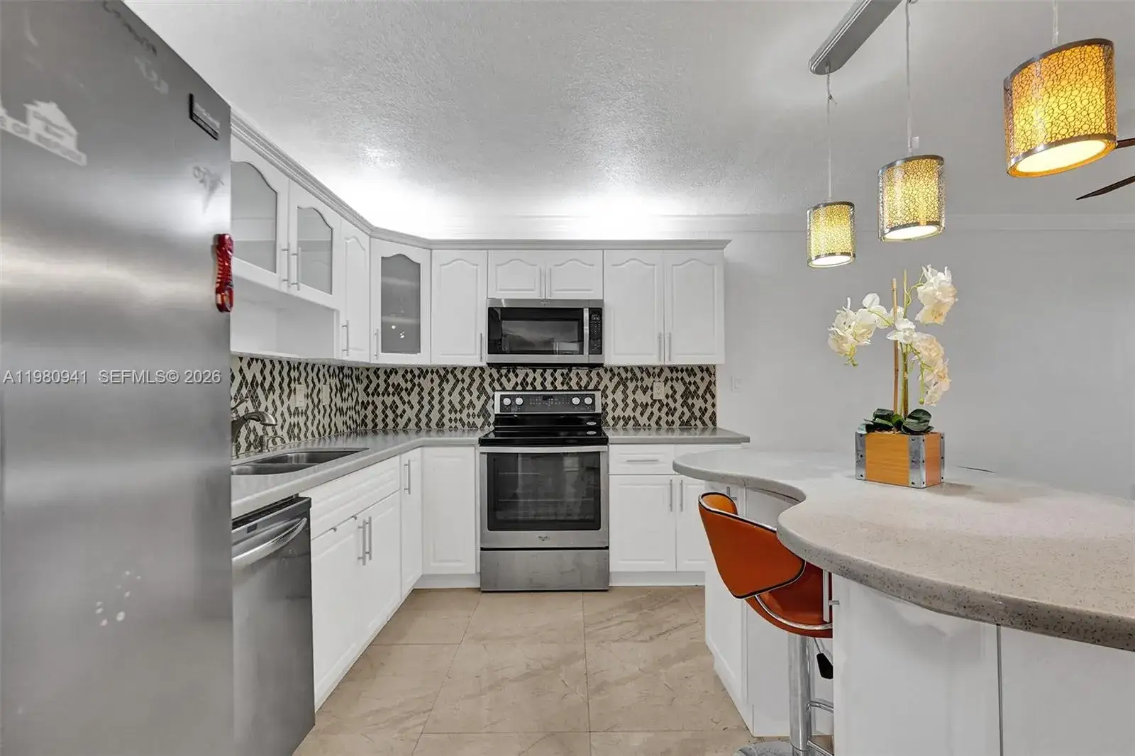 3 bedroom 2 bath Residential Lease for rent at 21300 San Simeon Way # P6, Miami FL 33179