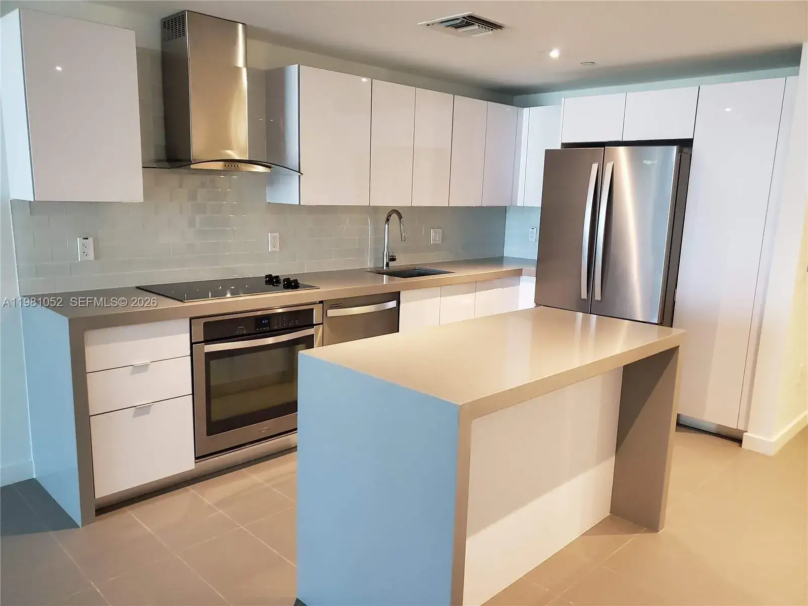 1 bedroom 1 bath Residential Lease for rent at 1600 NE 1st Ave # 1801, Miami FL 33132
