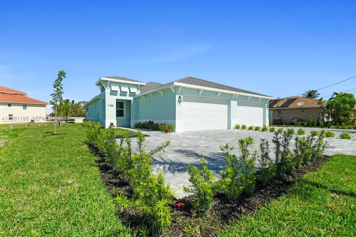 3 bedroom 2 bath Residential for sale at 1107 SE 38 ST, Cape Coral FL 33904